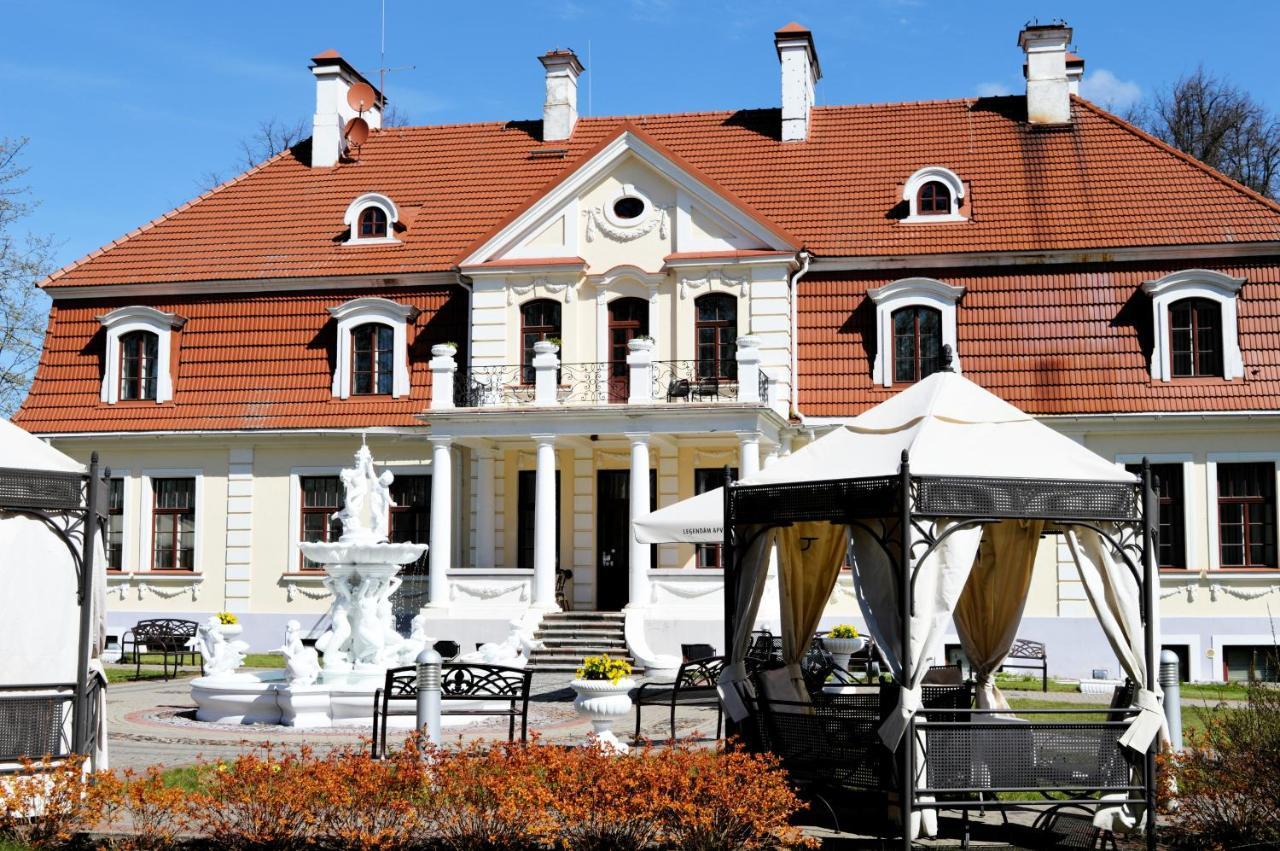 Hotel Sventes Muiža Extérieur photo
