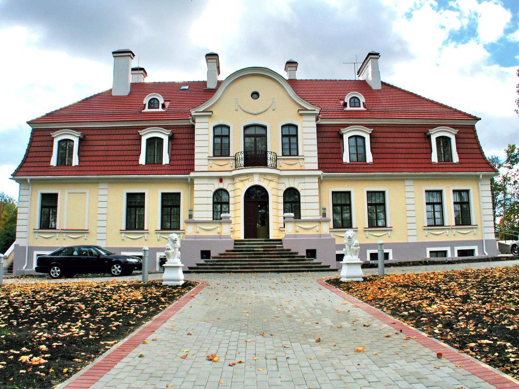 Hotel Sventes Muiža Extérieur photo