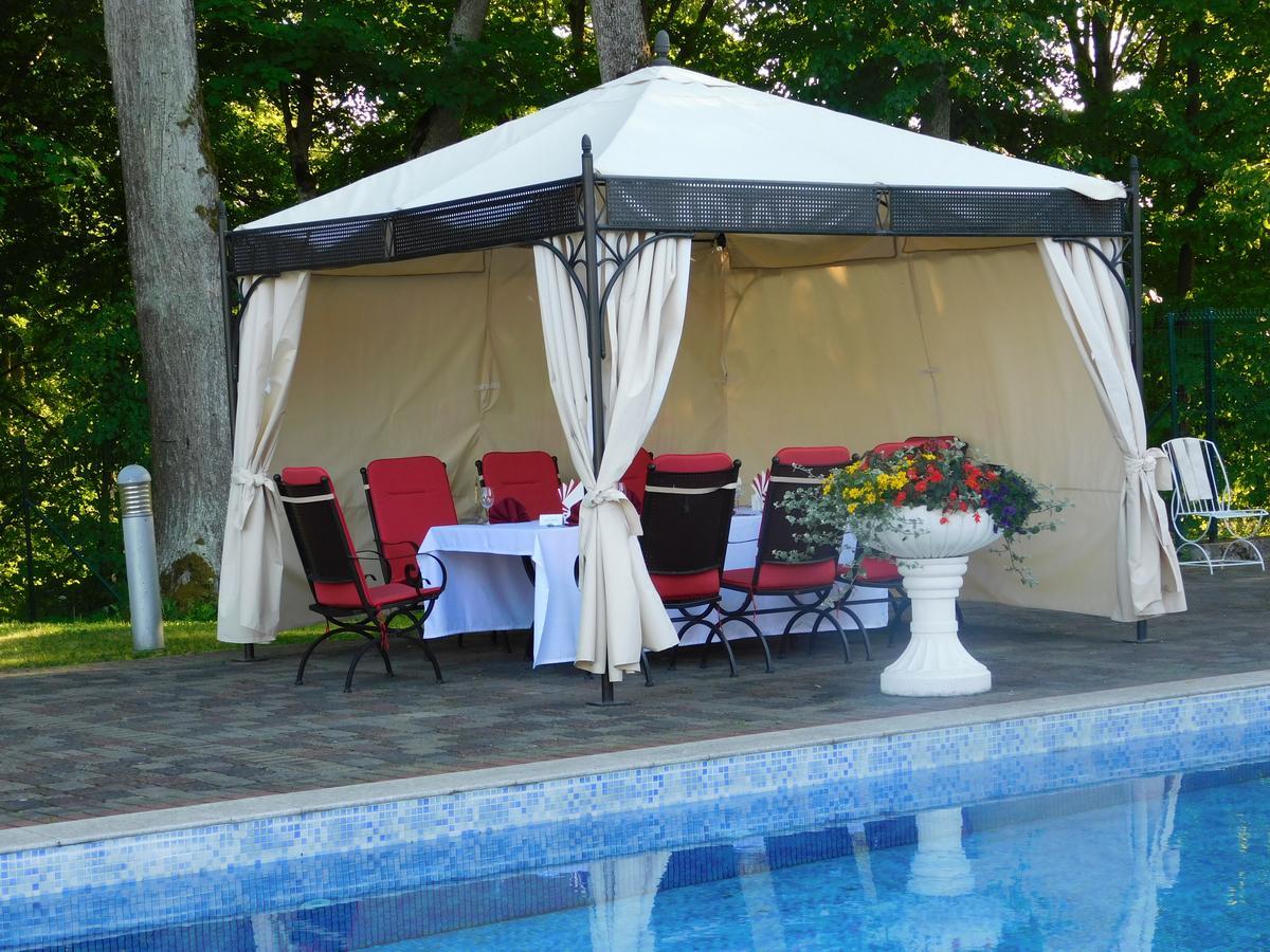 Hotel Sventes Muiža Extérieur photo