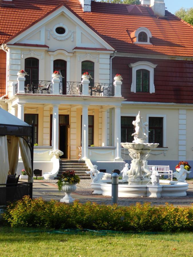Hotel Sventes Muiža Extérieur photo