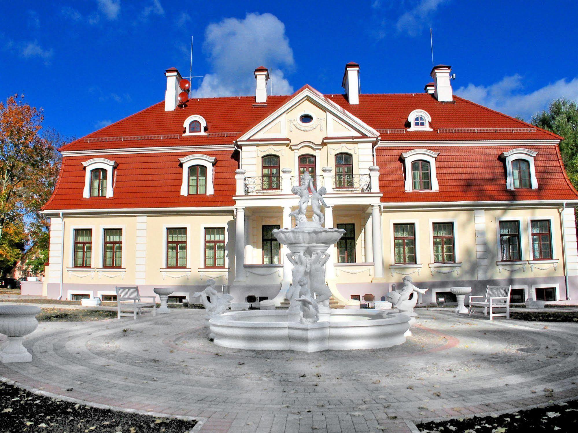 Hotel Sventes Muiža Extérieur photo